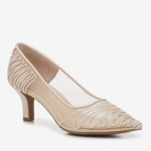 ADRIENNE VITADINI Pan Sand/Pearl Mesh Pumps NIB Size 8